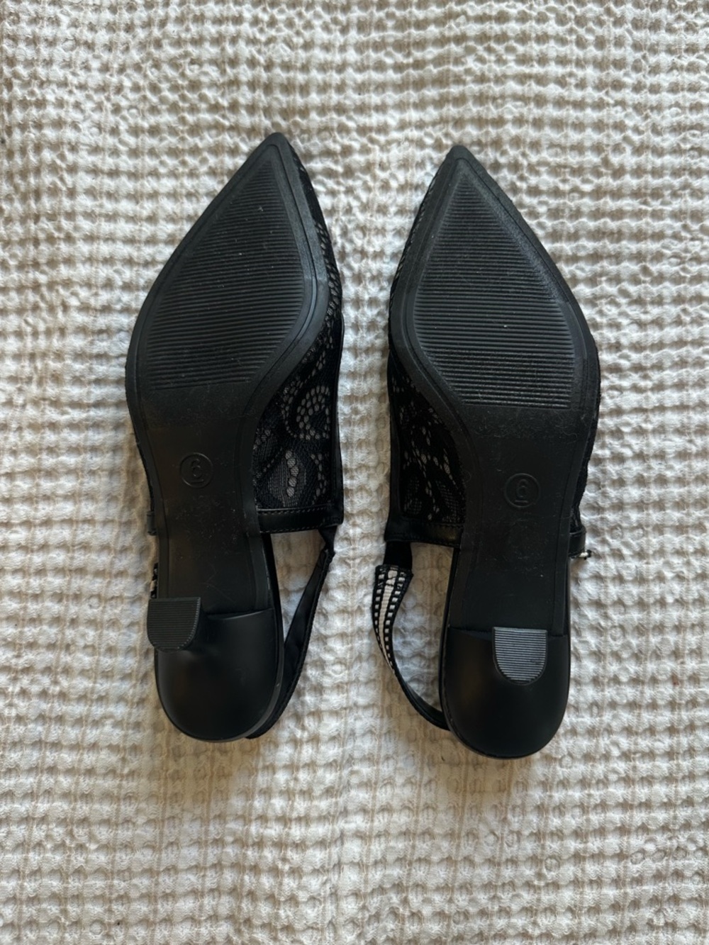 Pointed Lace Slingback Kitten Heel in Black - Picture 3 of 5